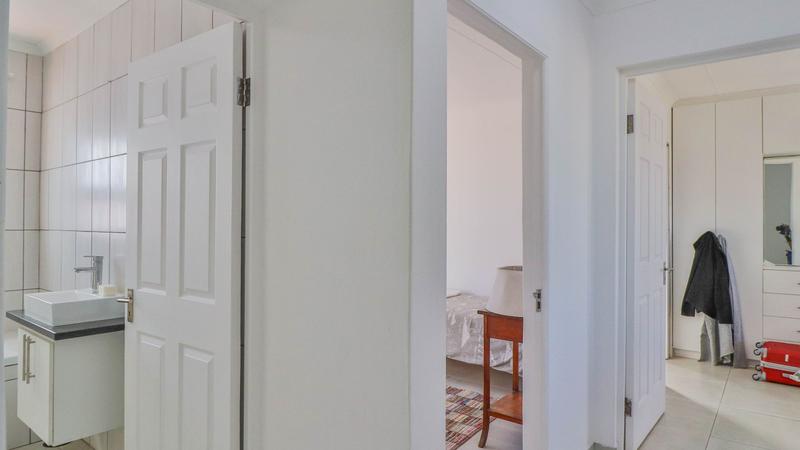 3 Bedroom Property for Sale in Heiderand Western Cape
